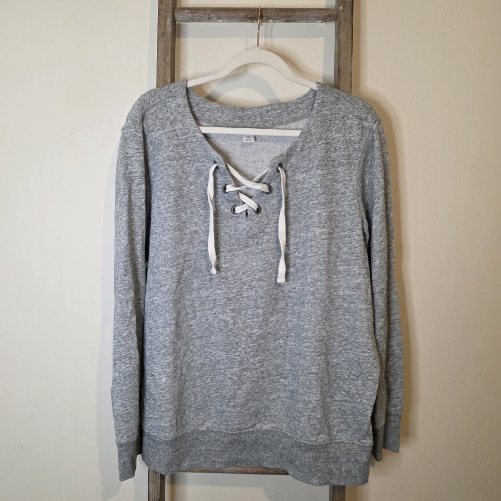 ⭐️40% Off⭐️ Old Navy Heather Grey Lace Up Sweatshirt